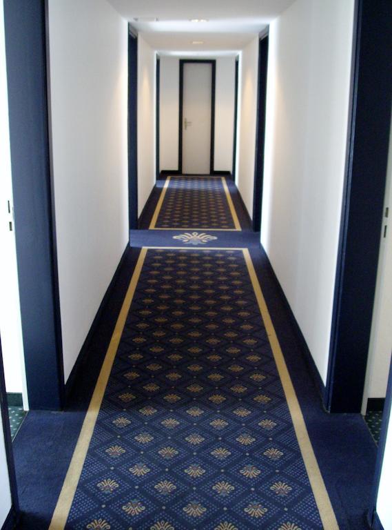 Superior Praesident Hotel 3*